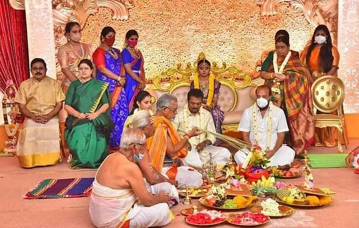 திருமணத்தில் சசிகலா