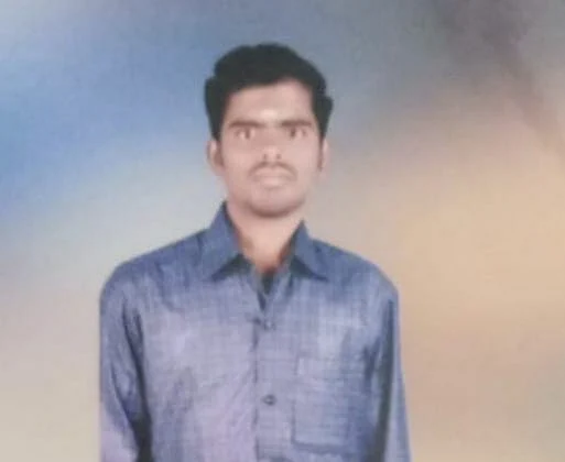 கொலை செய்யப்பட்ட முருகன்