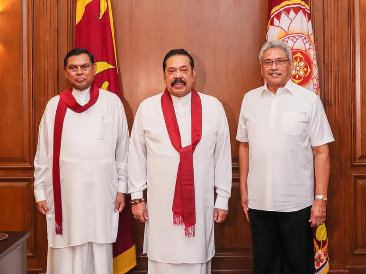 இலங்கையில் சரியும் பொருளாதாரம்! - வைரஸ்-இனப்பிரச்னை- கடன்