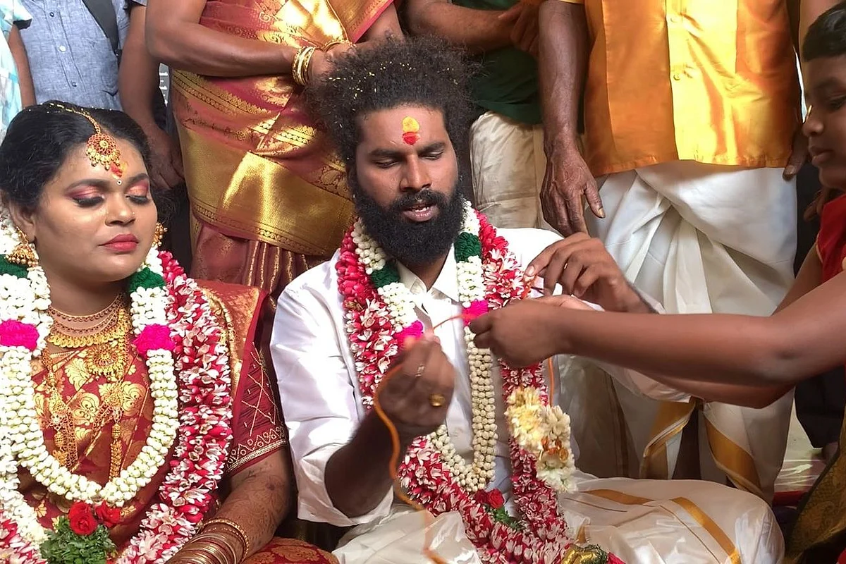 ஆதி - சுபாஷினி