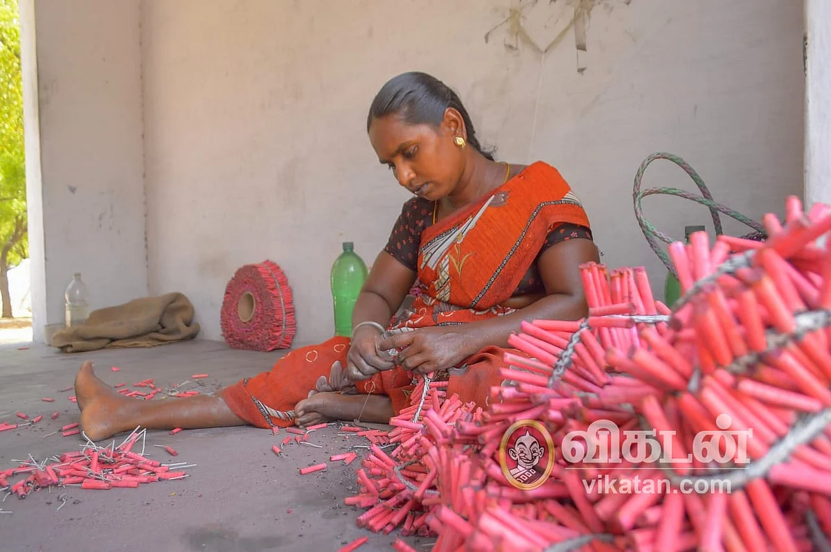 பட்டாசு உற்பத்தி