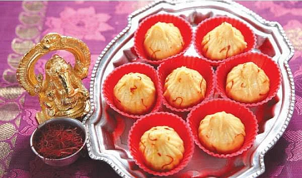 பால்கோவா மோதகம்