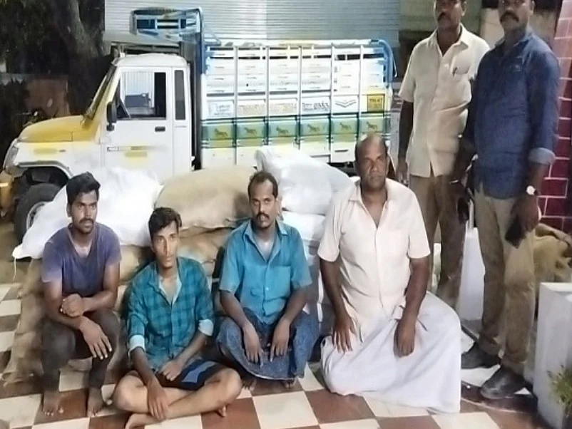 கைது செய்யப்பட்டவர்கள்