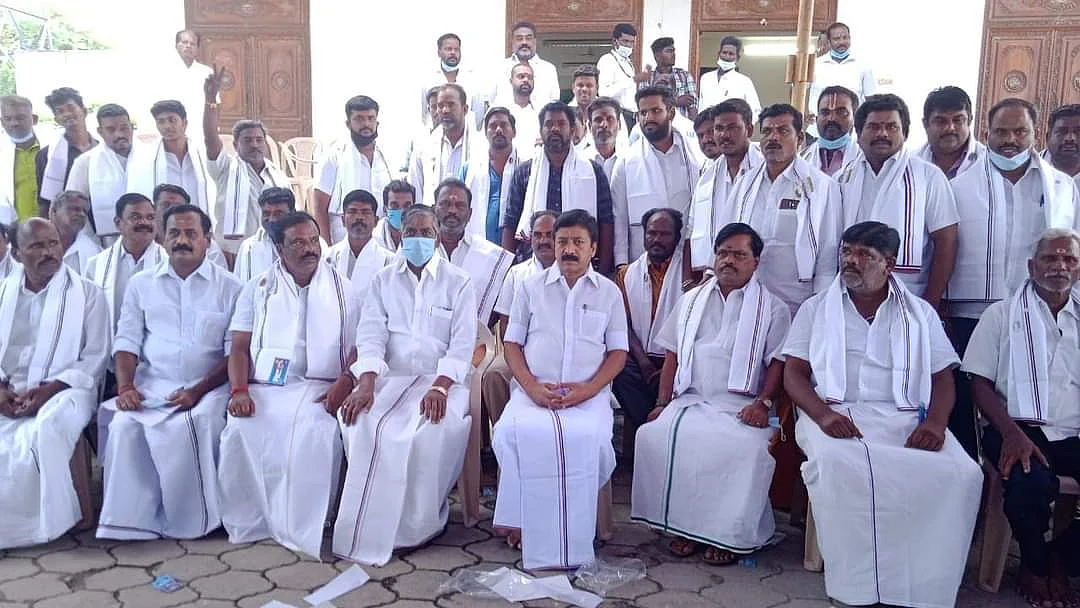 அ.தி.மு.க உள்ளாட்சி வேட்பாளர்கள்