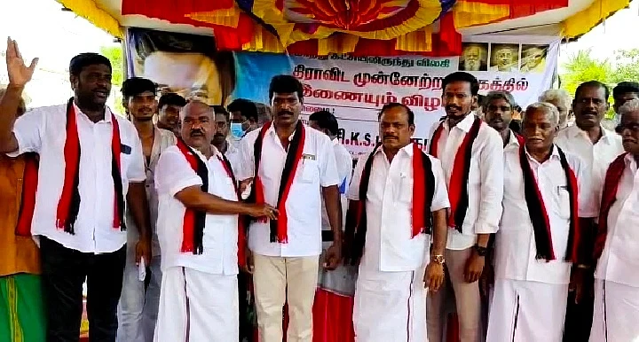 தி.மு.க-வில் இணைந்த பாமக-வினர்.