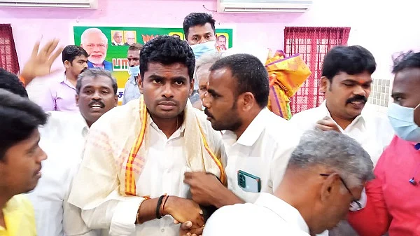 பாவூர்சத்திரத்தில் அண்ணாமலை