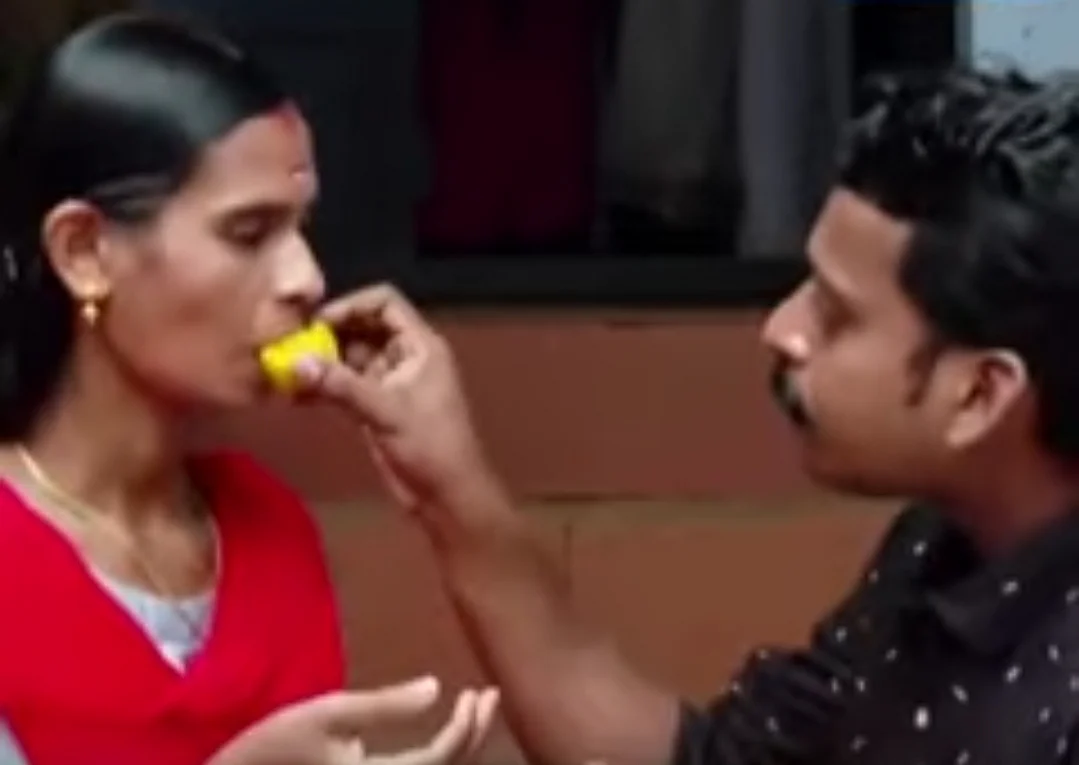 பதிவு திருமணத்தின்போது ரஹ்மான் - ஸஜிதா