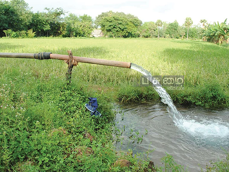 ‘’1 லட்சம் விவசாய மின்இணைப்புகள்...
வரலாற்றுச் சாதனையே!’’
முதல்வரை நேரில் பாராட்டிய விவசாயிகள்