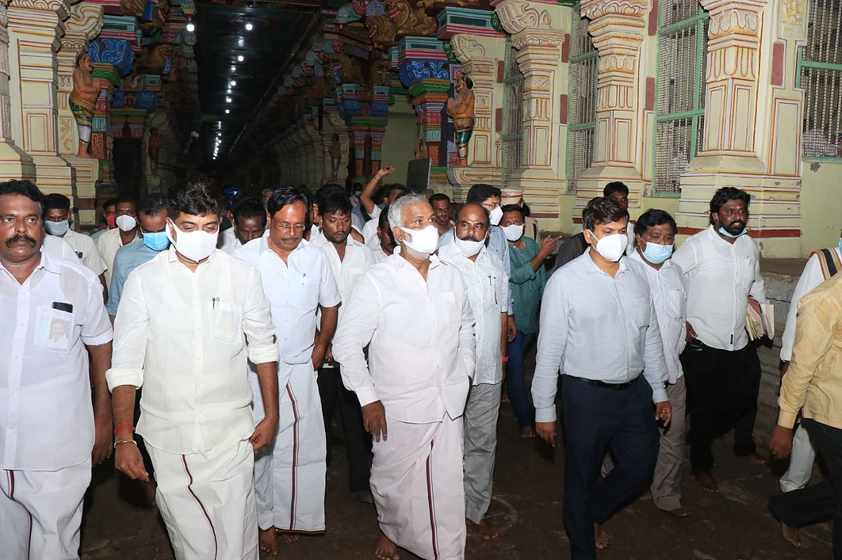 ராமேஸ்வரம் கோயிலில் அமைச்சர் சேகர்பாபு