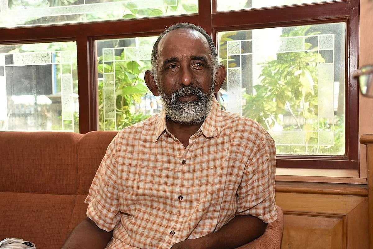 அரச்சலூர் செல்வம்