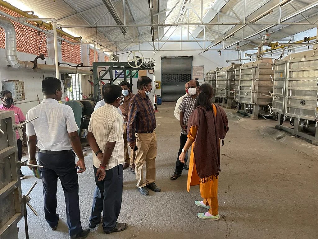 ஆய்வு மேற்கொள்ளும் மேக்னா