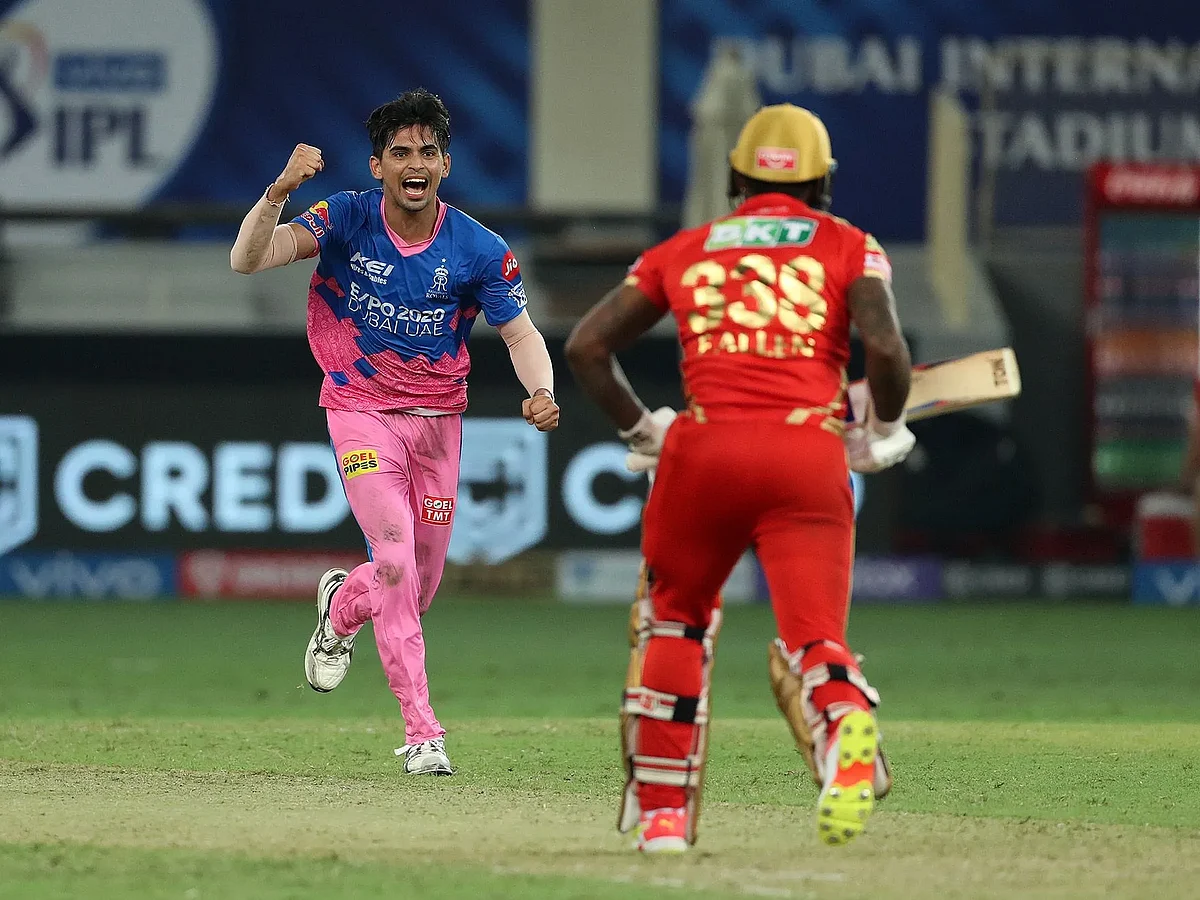 IPL : பாவம் பஞ்சாபியன்ஸ்…யார் சிறப்பாகத் தோற்பது என்பதில் போட்டாபோட்டி...அப்புறம் என்ன நடந்துச்சுனா?