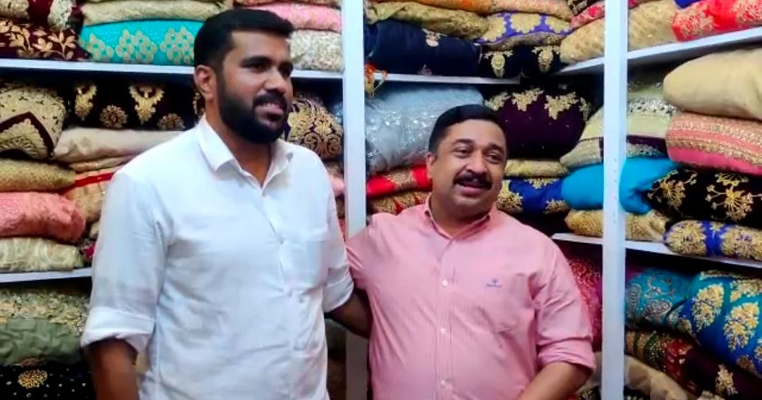 உடை வங்கியில் எம்.எல்.ஏ