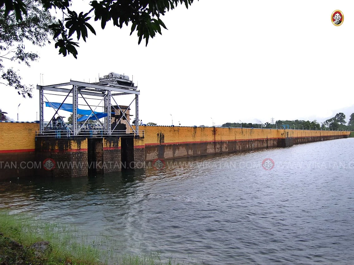 பேச்சிப்பாறை அணையைக் கட்டியது ஆங்கிலேயர்களா?! - சபாநாயகர் பேச்சால் வருத்தத்தில் குமரி மக்கள்