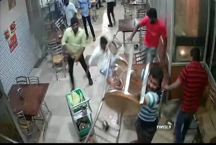சிசிடிவியில் பதிவான காட்சி