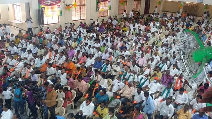 கூட்டத்தில் கலந்து கொண்டவர்கள்