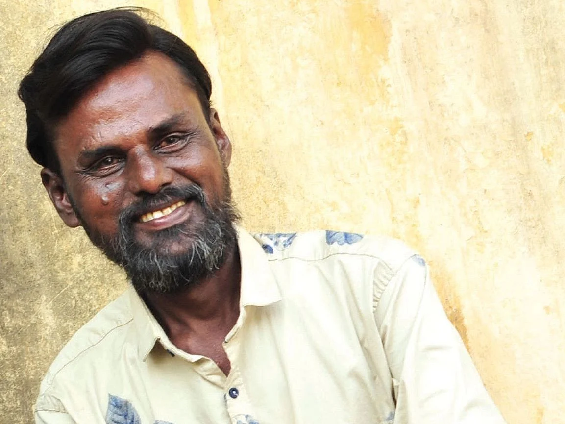 ``உங்களுக்குத்தான் அவர் கவிஞர்; எங்களுக்கு கேப்டன்" - நெகிழும் ஃபிரான்சிஸ் கிருபா நண்பர்கள்!