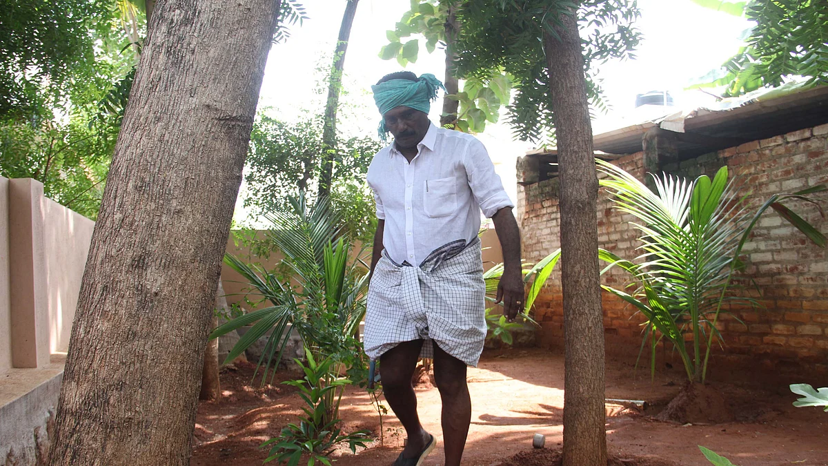 வேல ராமமூர்த்தி