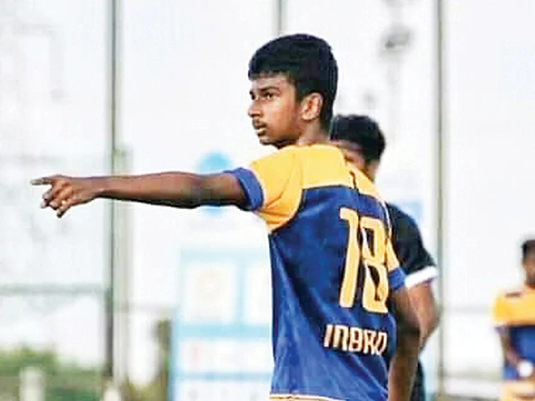 மிஸ்டர் கழுகு: உதயநிதி அப்செட்... நள்ளிரவில் ஏர்போர்ட் விரைந்த ஸ்டாலின்!