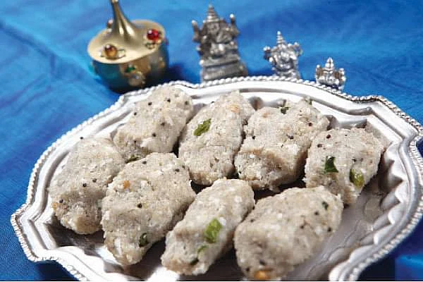 கம்பு அவல் காரக் கொழுக்கட்டை