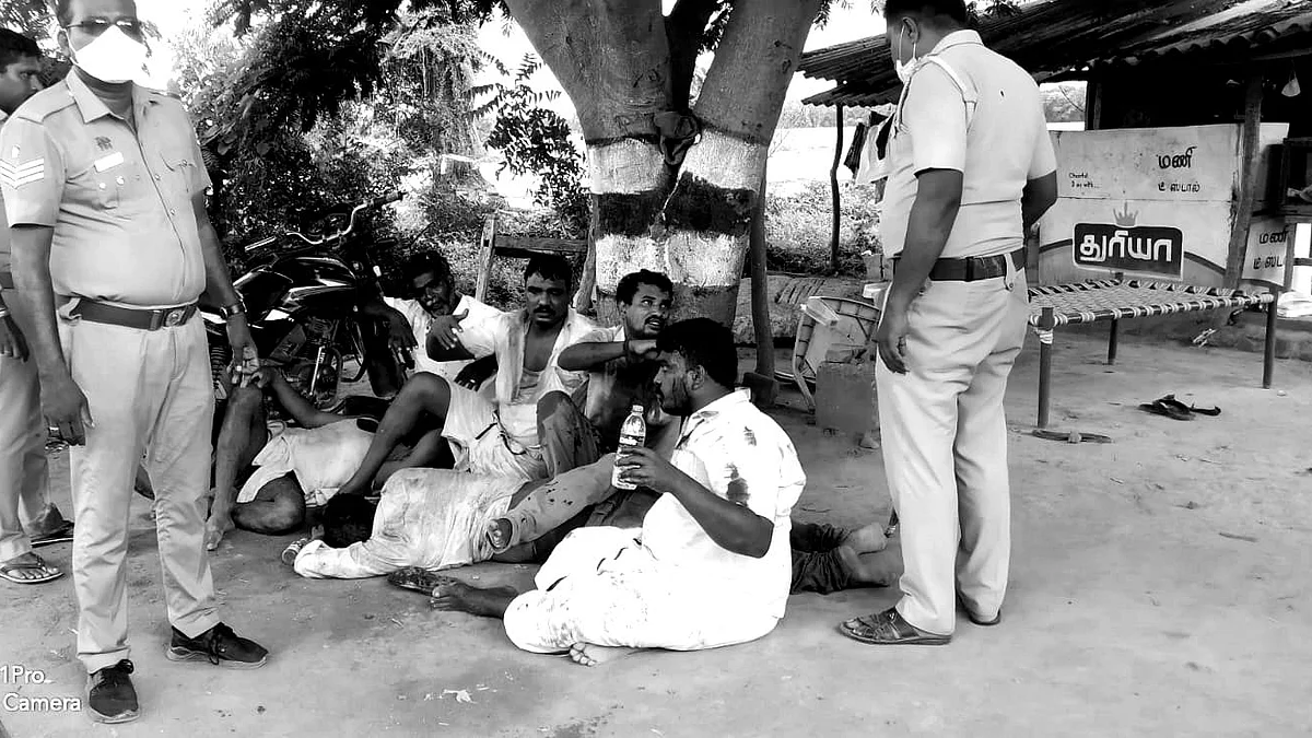 குடி போதையில் ரகளை செய்த திமுக நிர்வாகிகள்