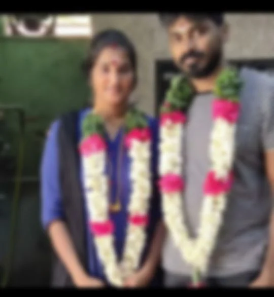அழகு கலை நிபுணர், அஜய் சத்யா
