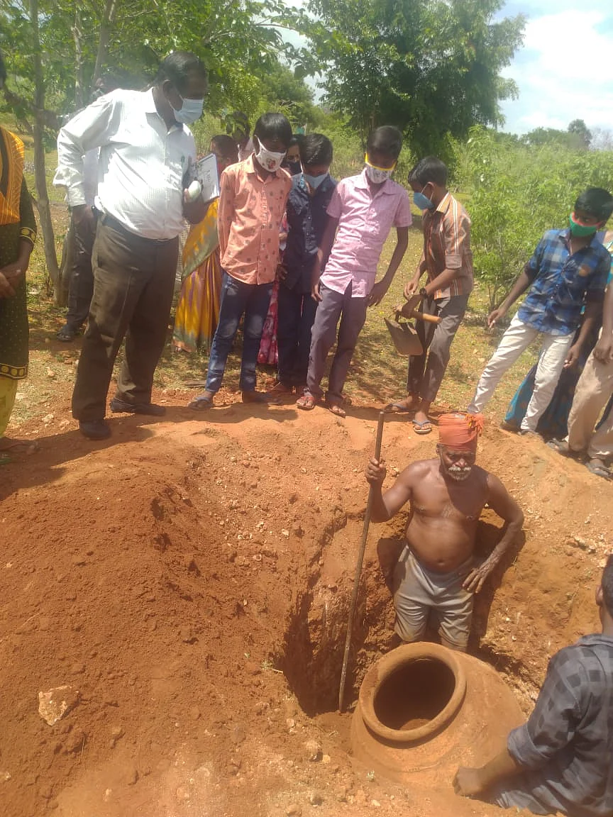 முதுமக்கள் தாழி