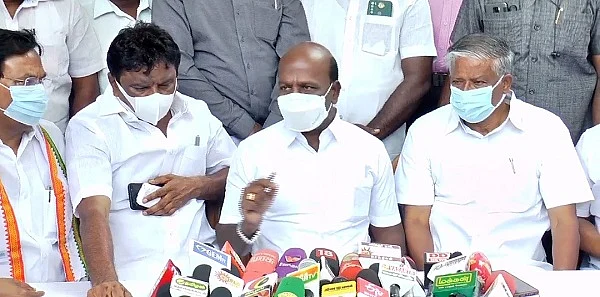 பேட்டியளிக்கும் மா.சுப்பிரமணியன்