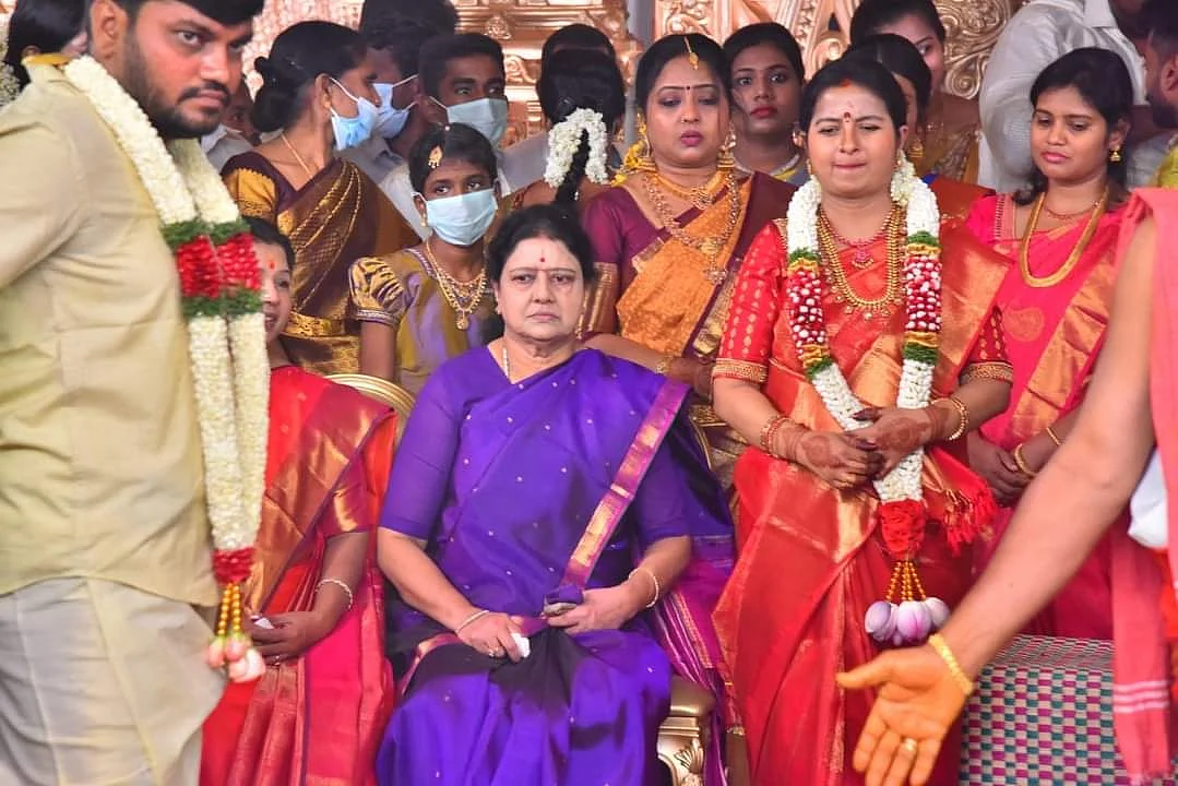 சசிகலா