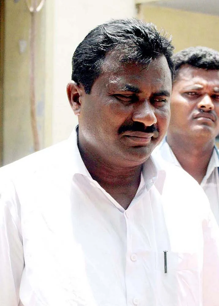 தனபால்