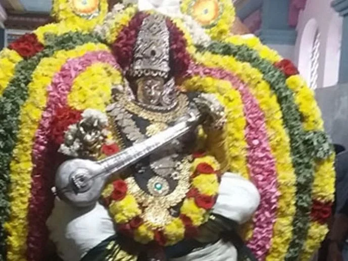 சரஸ்வதி அம்மன்
