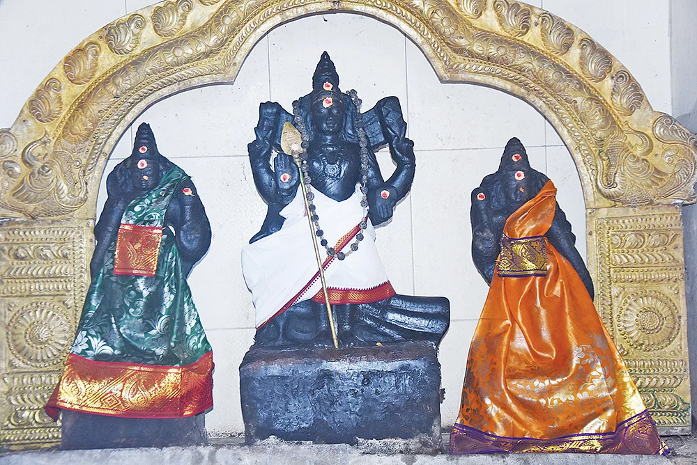 `சிவம் எனும் பெருஞ்செல்வம்!'