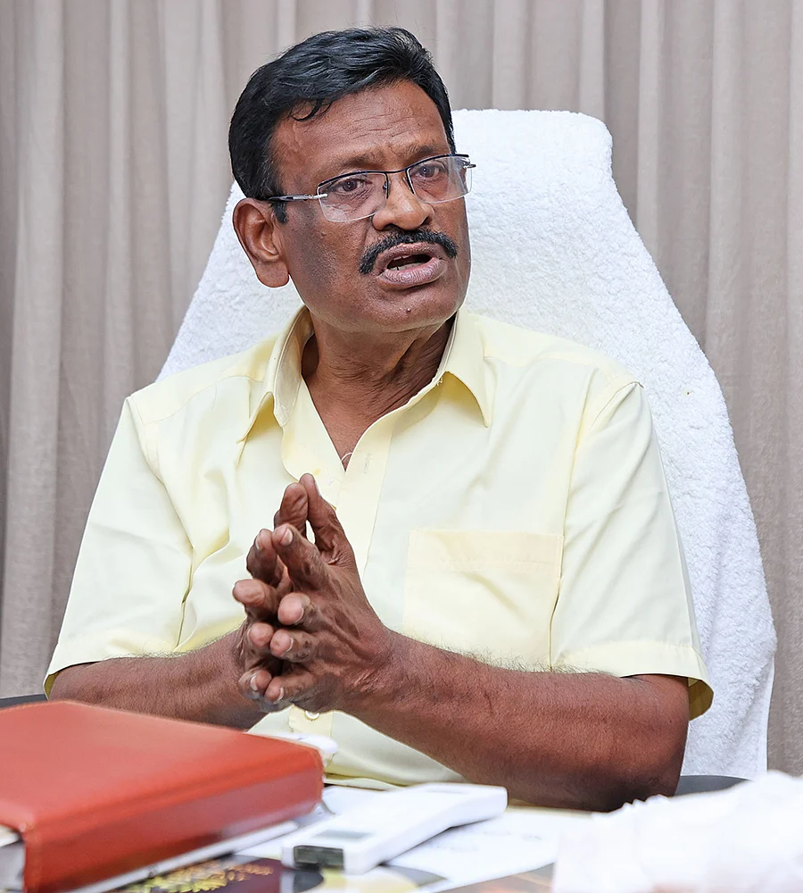 கீதை, குர்ஆன், பைபிள் என எனக்கு எல்லா வேதமும் மு.க.ஸ்டாலின்தான்!
