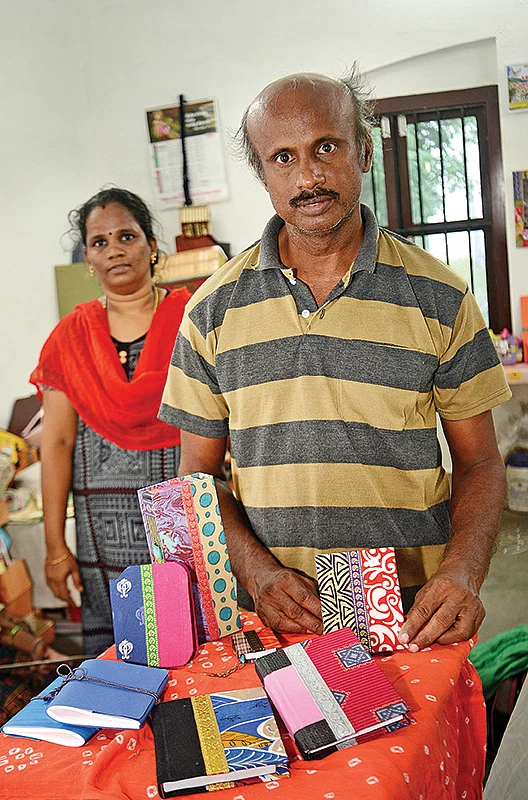 ஜெசிந்தா, சிவபெருமாள்