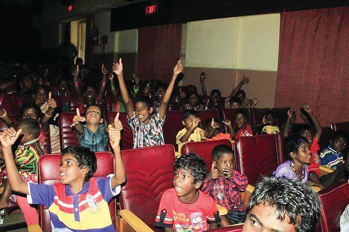 அடித்தட்டு மக்களுக்கு உதவும் ‘படிக்கட்டுகள்’!