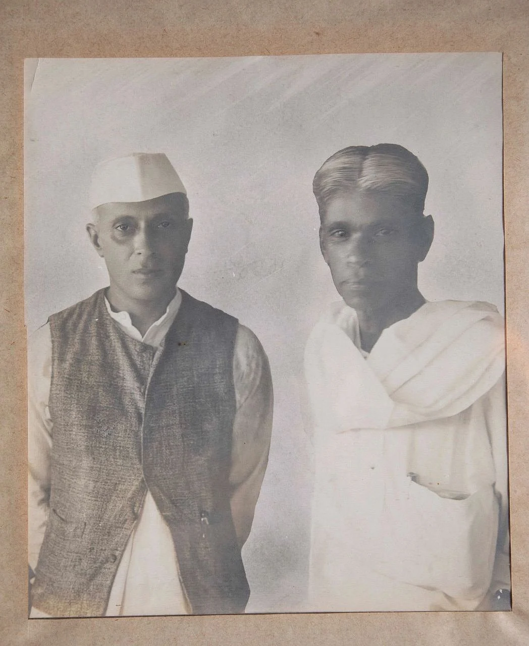 நேருவுடன் பி.ஆர்.தேவர்