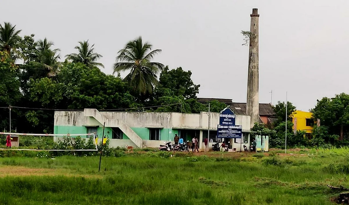 சமுதாயக் கூடத்தில் அரசு கலைக்கல்லூரி