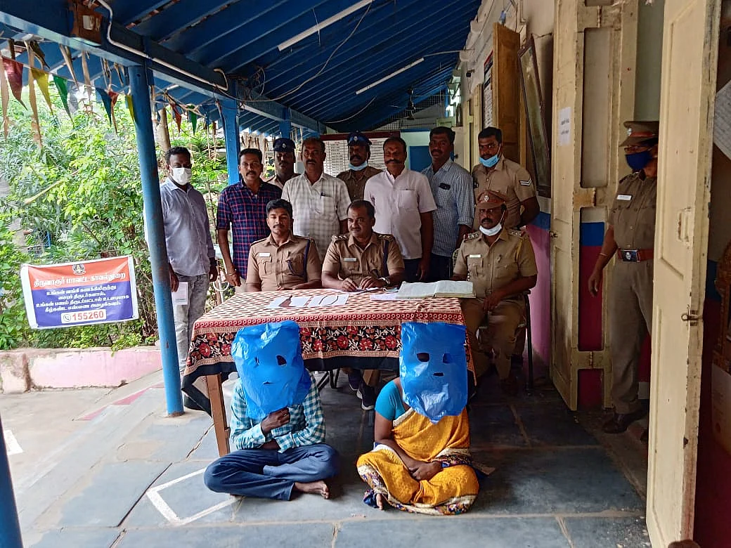 கைதுசெய்யப்பட்ட இருவர்