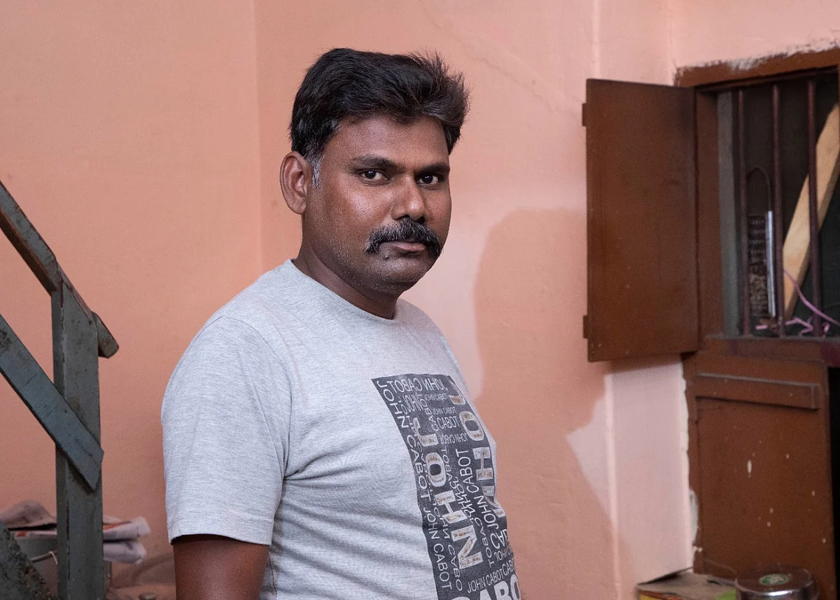 கடையின் உரிமையாளர் முத்து