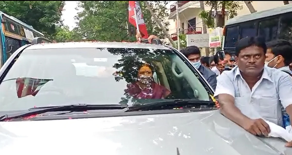 சசிகலா