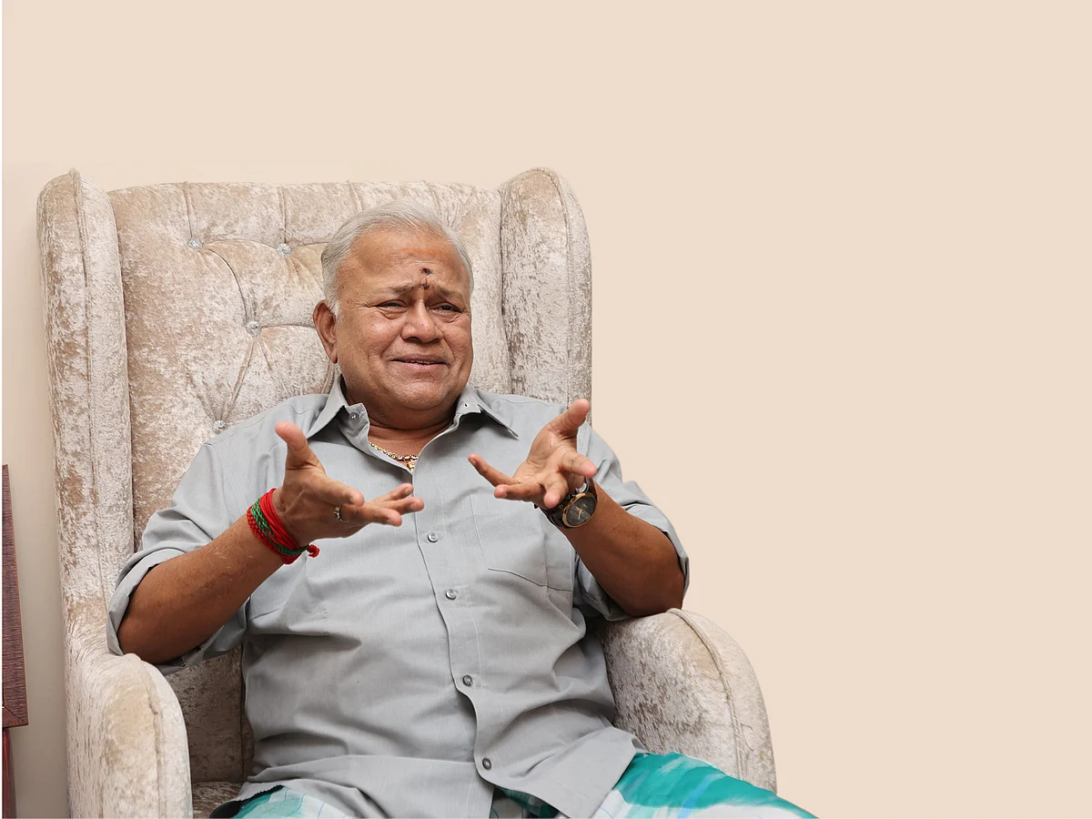 “தமிழக பா.ஜ.க-வில் கசப்புடன்தான் இருக்கிறேன்!”
