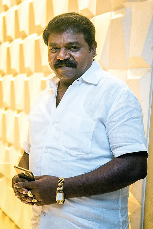 விகடன் TV: ரிமோட் பட்டன்