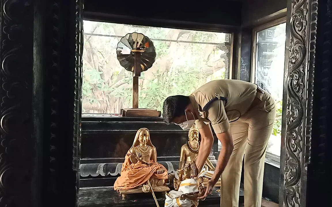 சிலைகள்