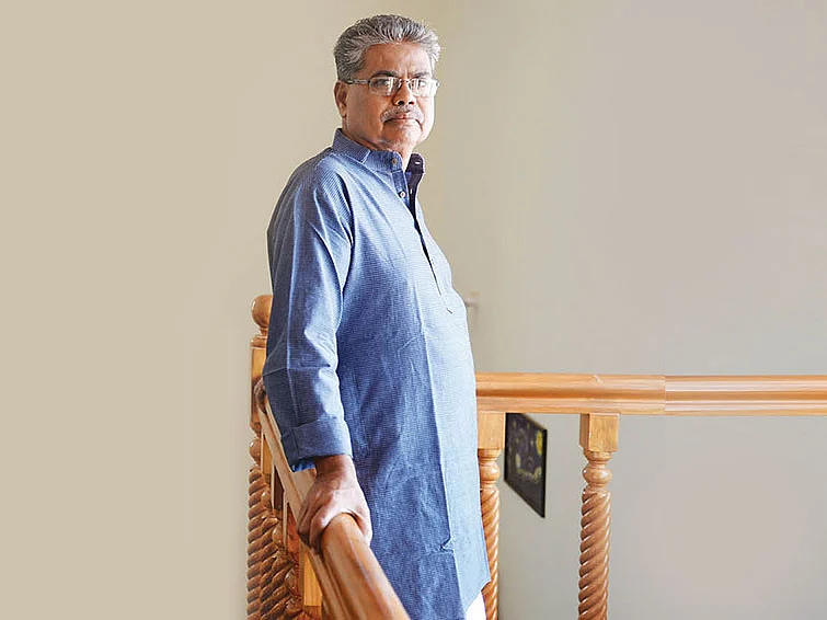 “டிரெஸ் வேண்டாம், செருப்பு வாங்கிக் கொடு...” நாஞ்சில் நாடன் சொல்லும் பணத் திட்டம்!