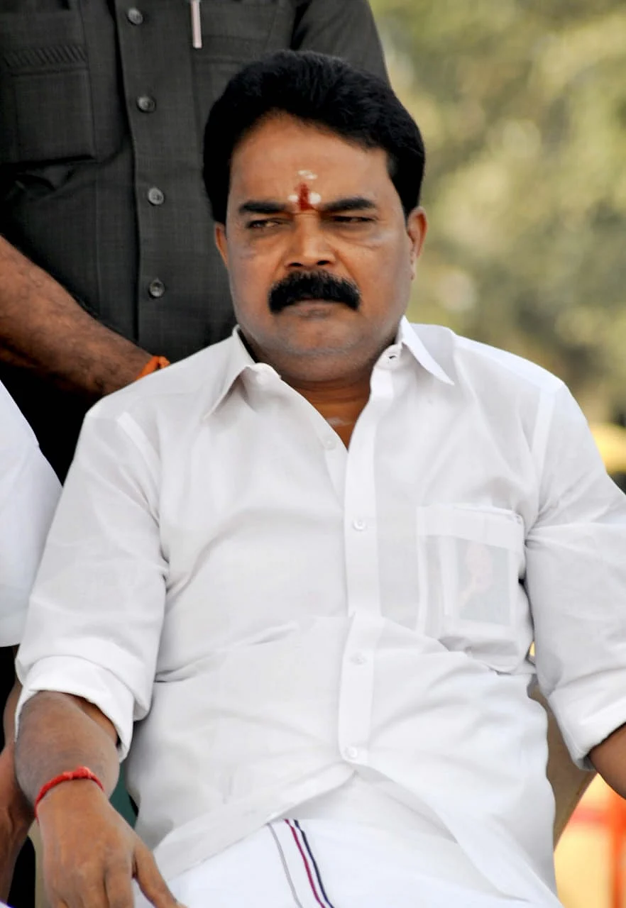 இளங்கோவன்