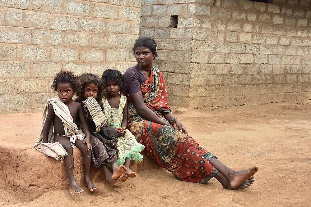 இண்டு இடுக்குலதான் வாழுறோம்! - மலையுச்சியிலிருந்து ஓர் அவலக்குரல்...