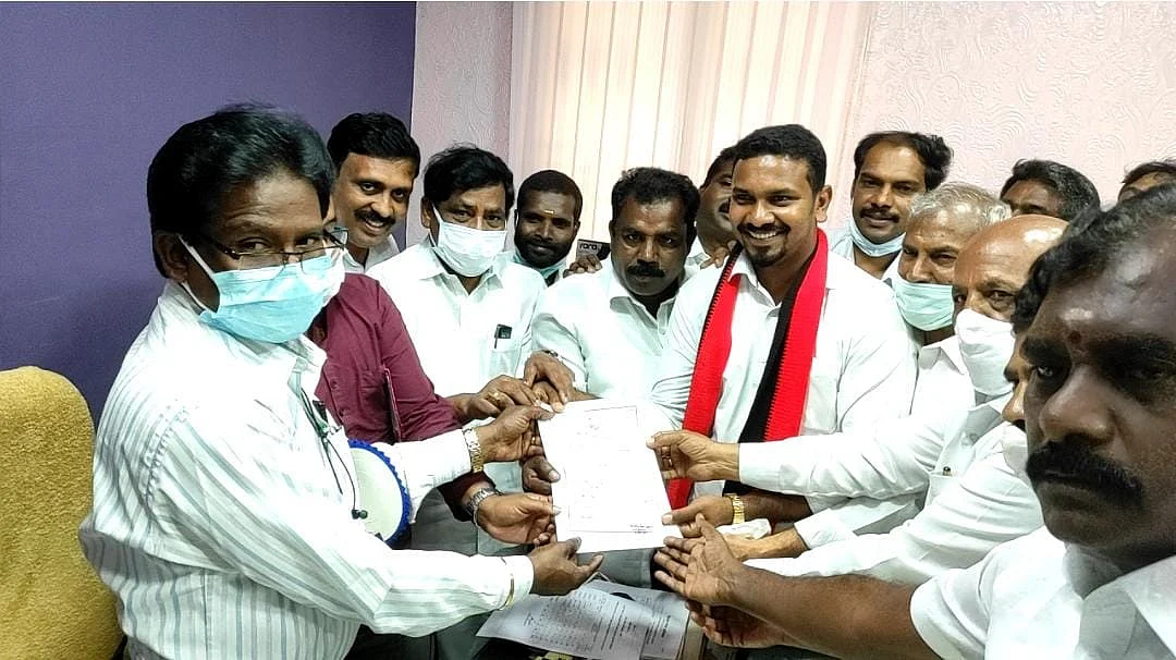 வெற்றிபெற்ற திமுக வேட்பாளர் பாரதி