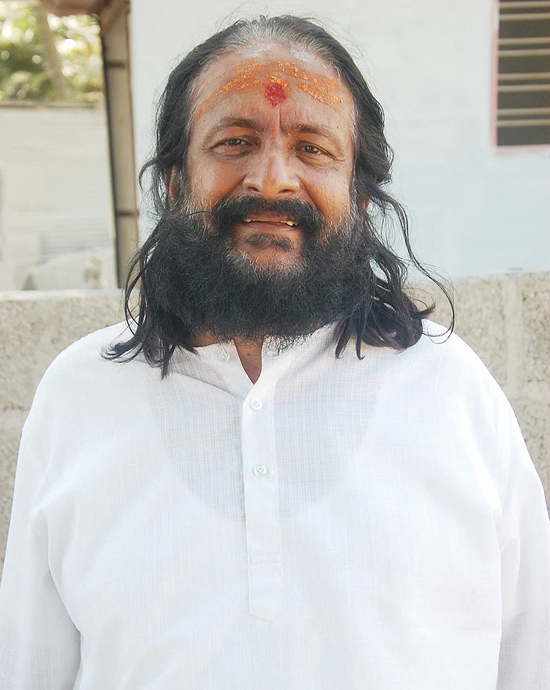 எழுத்துகளை வழிபட ஓர் ஆலயம்!