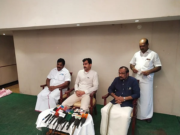 பேட்டியளித்த துரை வைகோ