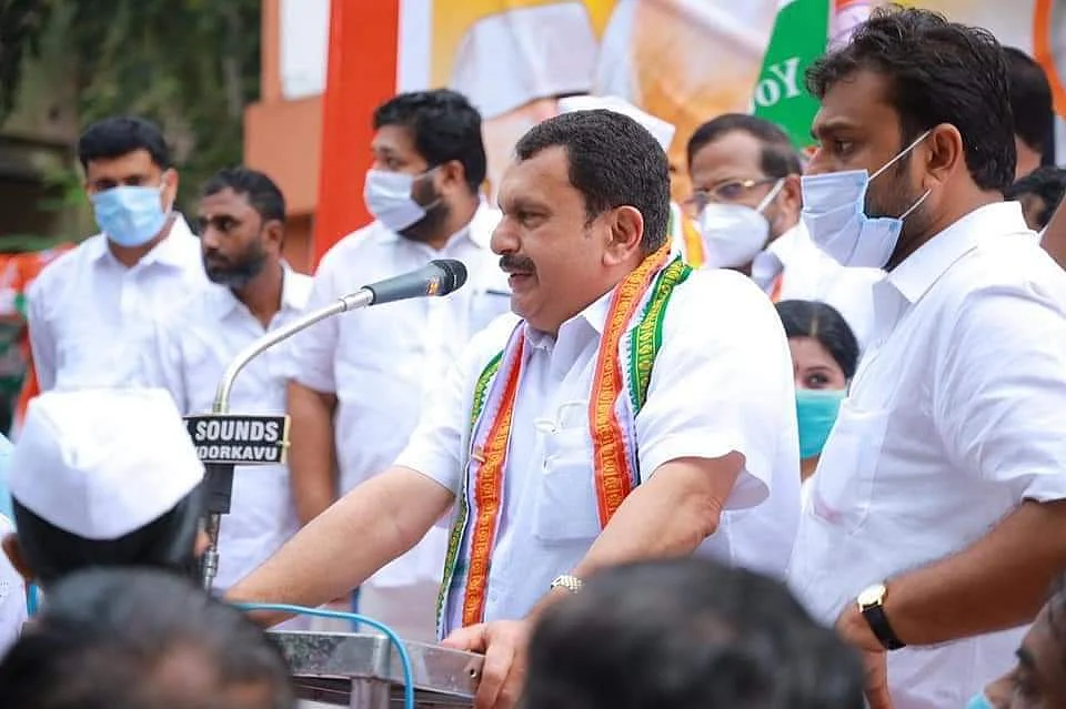 காங்கிரஸ் எம்.பி கே.முரளீதரன்